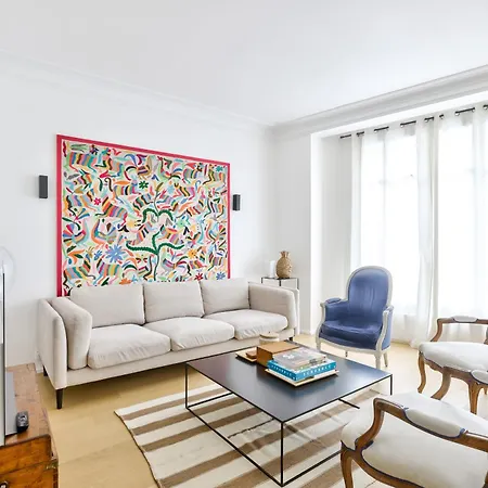 Apartment Stylish 2br In Private Mansion At Rue De Passy Paris