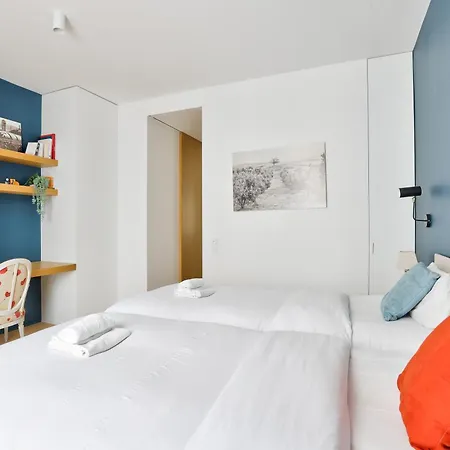Apartment Stylish 2br In Private Mansion At Rue De Passy *