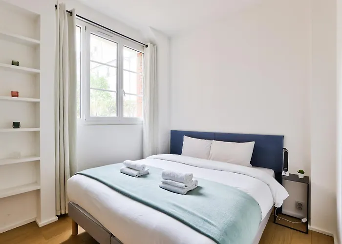 Διαμέρισμα Stylish 2br In Private Mansion At Rue De Passy